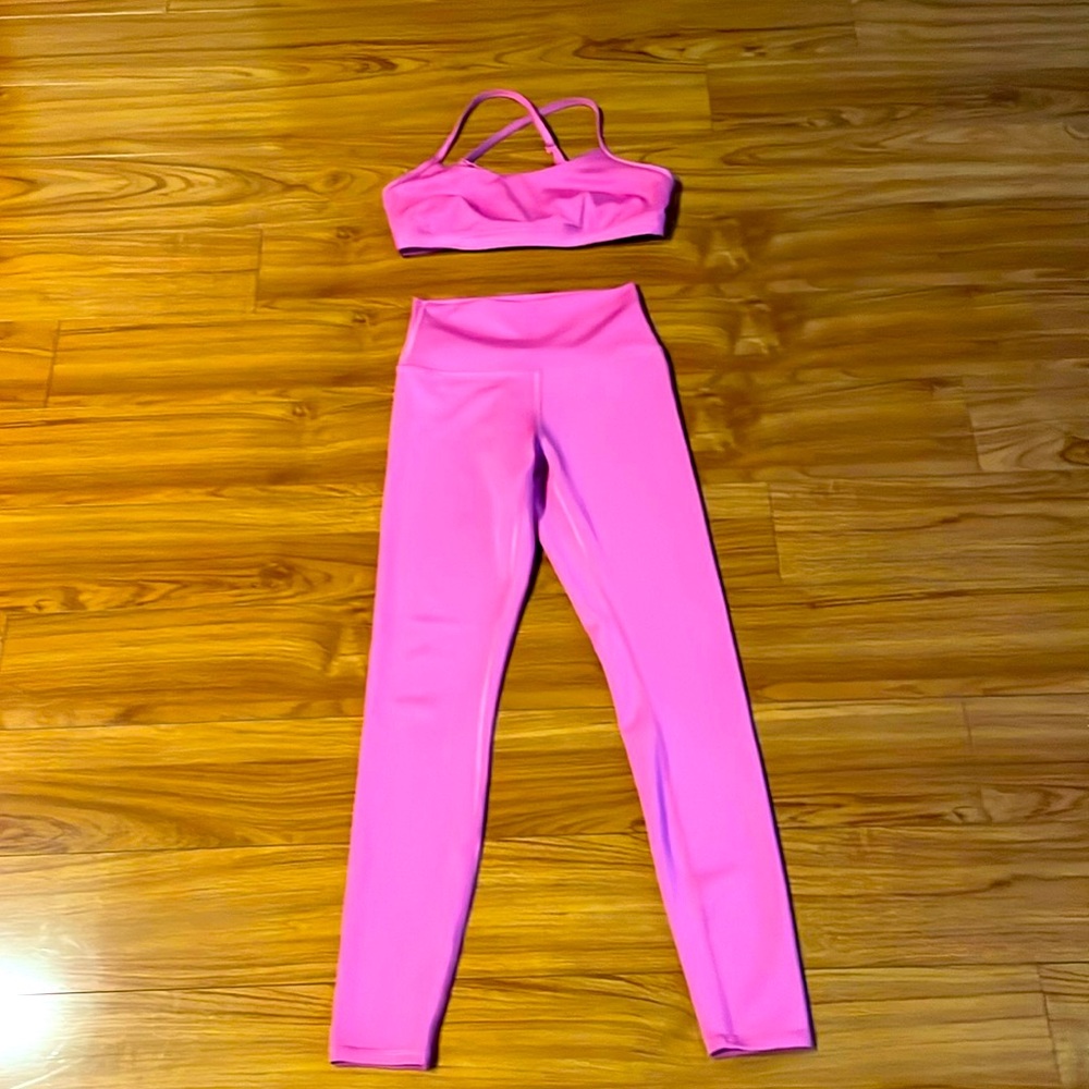 ALO NWOT Pink S Alosoft Sports Bra & XS Alosoft Pants. Too small for me. 😩